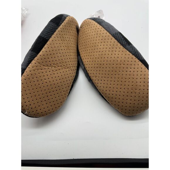Fuzzy Babba Men's Gray Plaid Slippers  Socks with Slip Resistant Soles - Picture 3 of 4